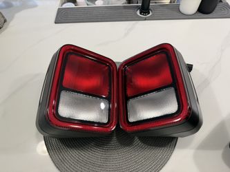 Jeep Gladiator tail light set