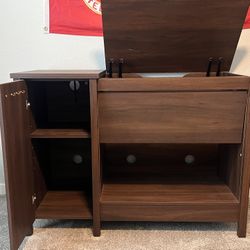 Pet Stand 