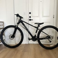 GT Avalanche 29” Bike — Black — Used One Time Like New