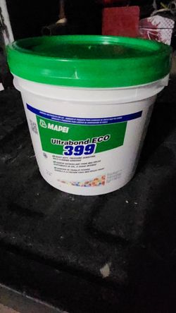 Glue for plank 2 buckets 55 each