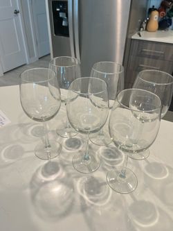 Red and White Wine Glasses