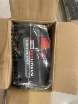 Milwaukee 6 Amp High Out Put Batter New In The Box