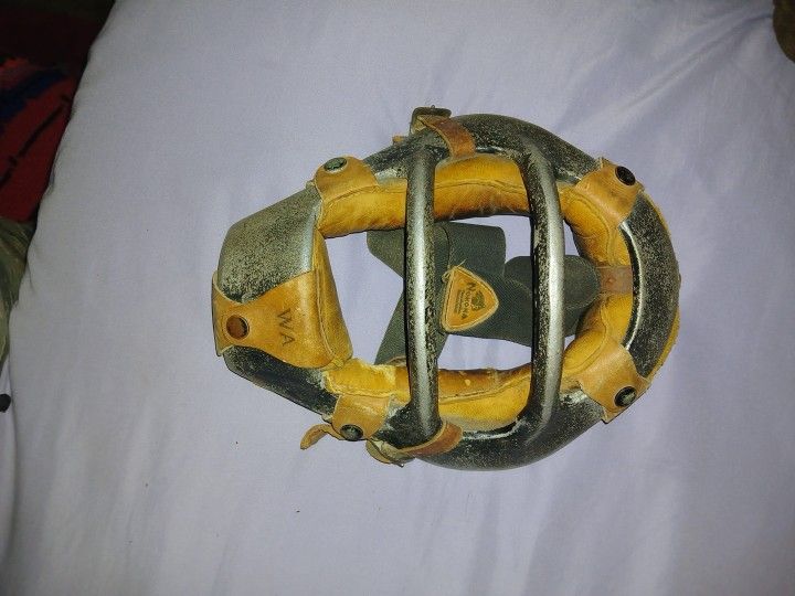 1930s Nokona Leather Baseball Catchers Mask