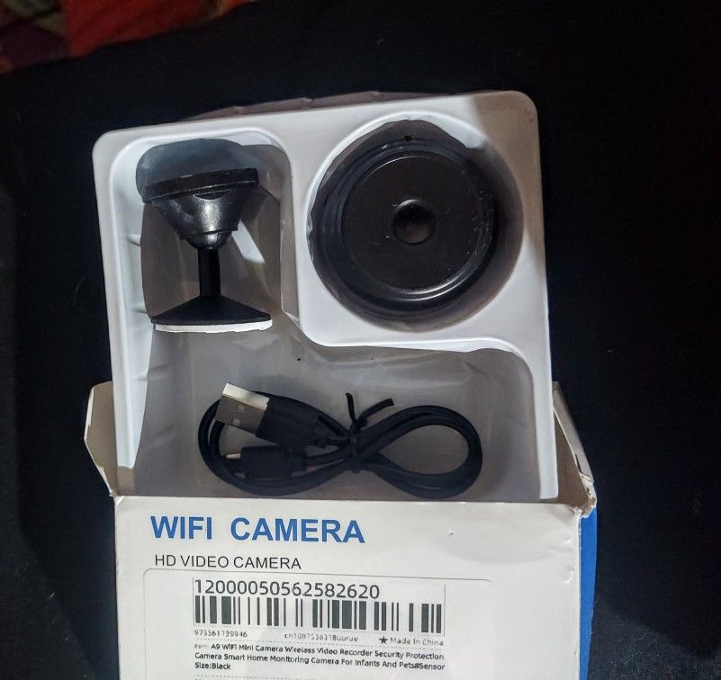 New Mini Wi-Fi Camera With Optional Magnetic Stand