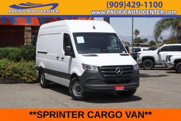 2025 Mercedes-Benz Sprinter 2500
