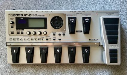 Boss GT-10