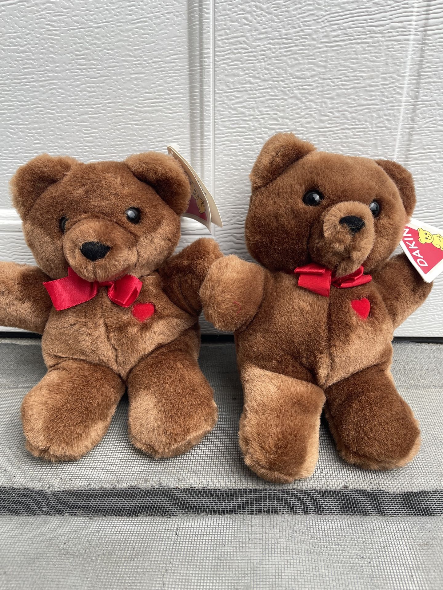 Lot 2 DAKIN Brown HEART THROB Teddy Bear 10’ Plush Red Bow Vintage Stuffed 1985