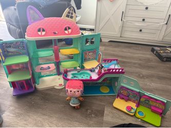 Gabby’s Dollhouse, Ship and Baby Box Stuffed Animal