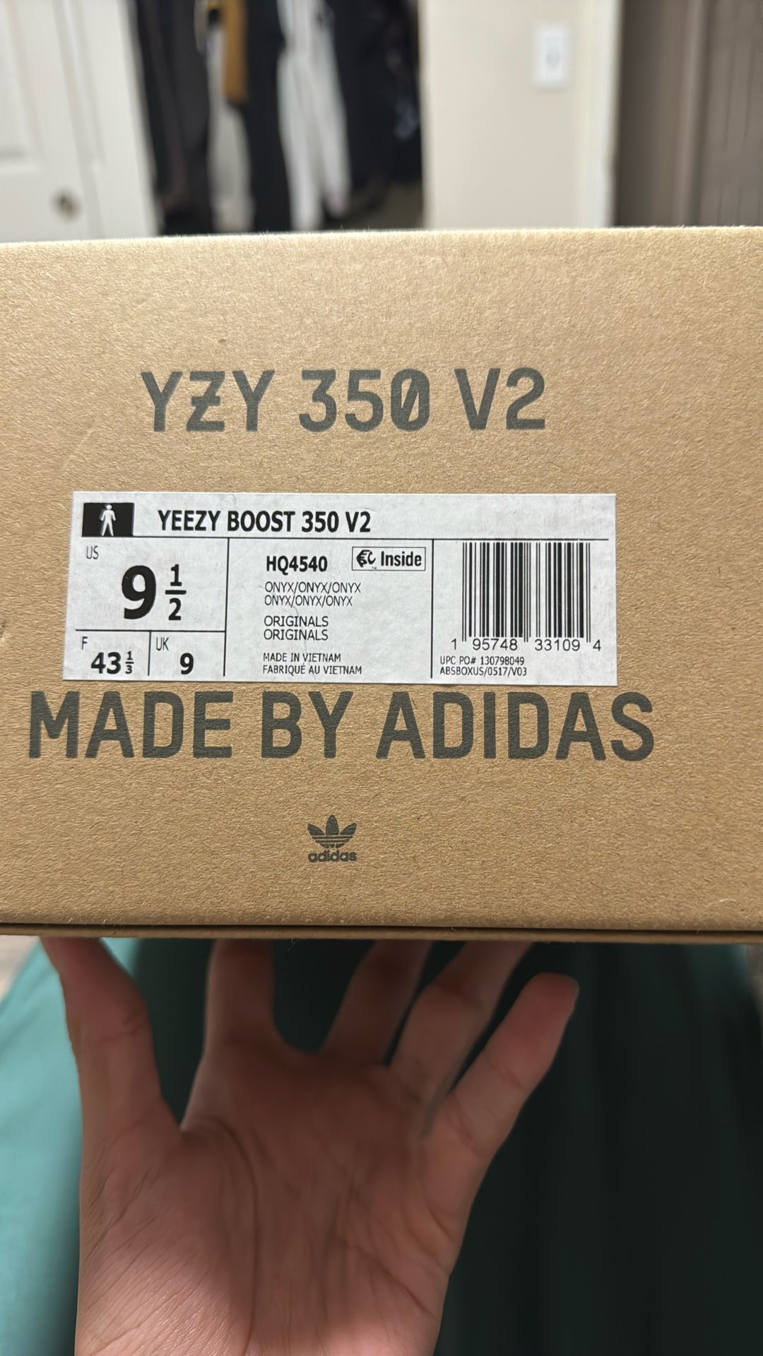 Adidas Yeezy Boost 350 V2