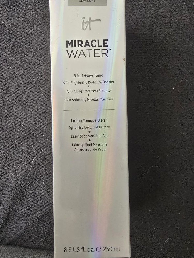 IT Cosmetics Miracle Water