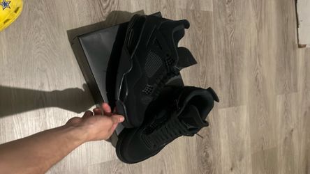 Black Cat 4s