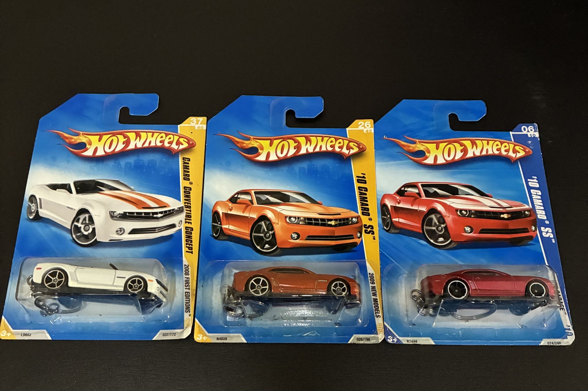 Camaro HotWheels Keychains - Holiday Special