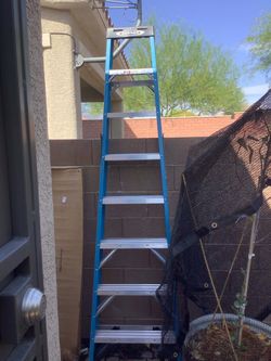 Werner 6000 8-ft. Fiberglass ladder