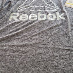 Reebok womens Large moisture management fabric shirt