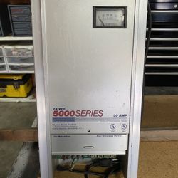 Charles Marine 5000 Series 24V 30 Amp Battery C Charger