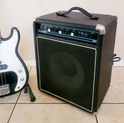 Acoustic B20 Bass Amplifier 20 Watt Amp Combo EQ Line Out