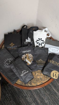 Wine bags. Total of 12