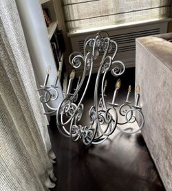 Beautiful 12 light wrought iron chandelier