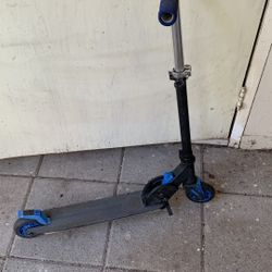 Scooter 15$