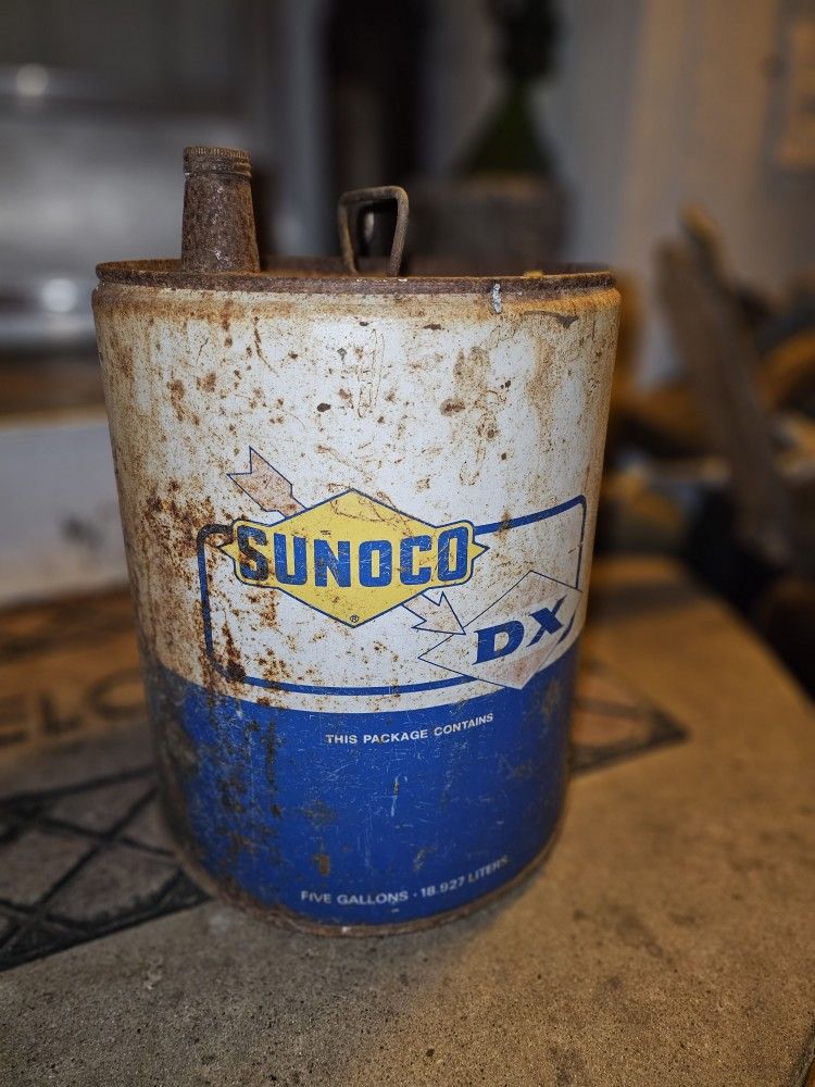 Vintage Sunoco DX 5 gallon Tin Can