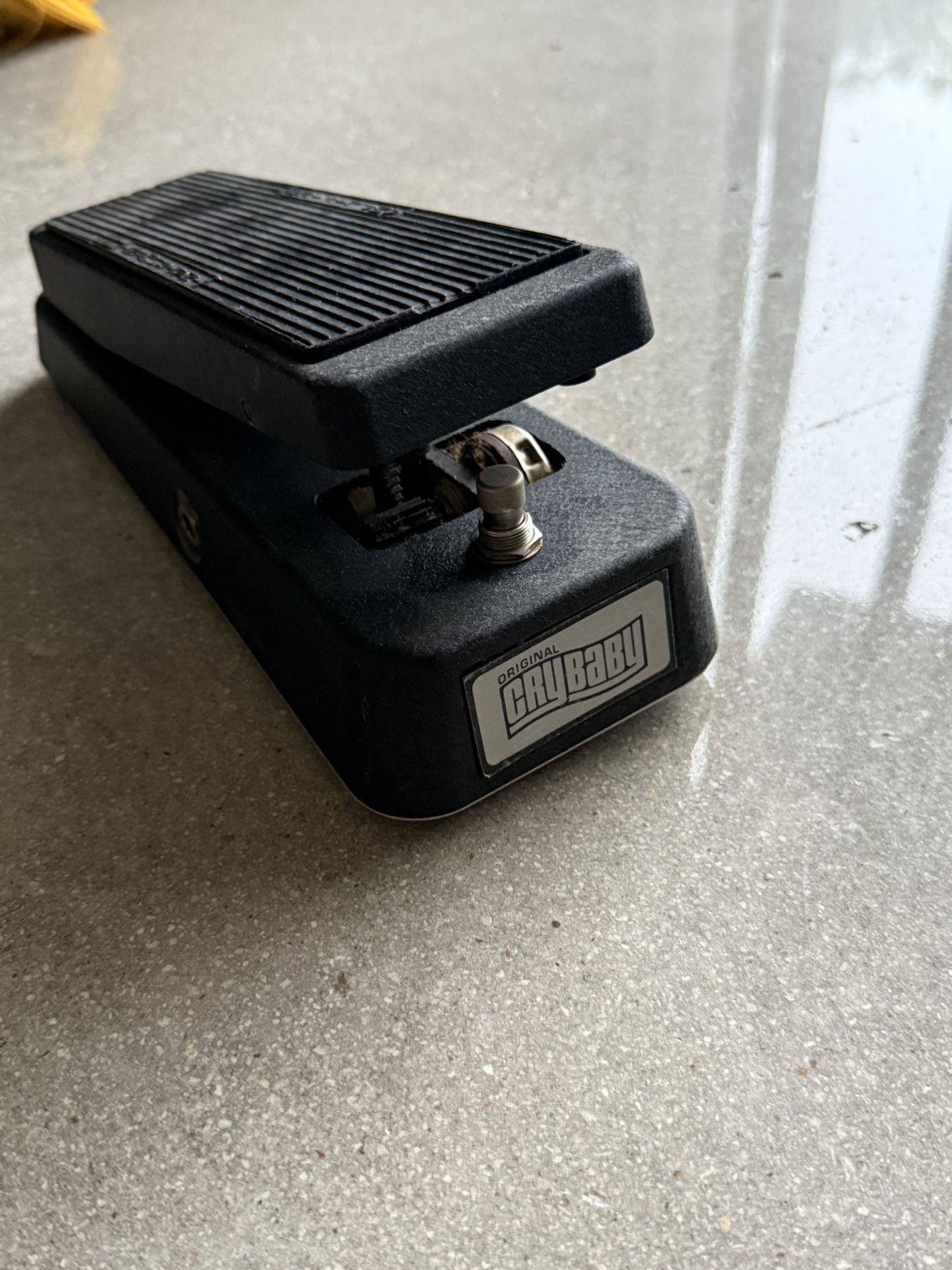 Vintage Crybaby GCB 95