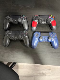 4 ps4 controllers