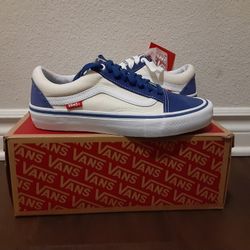 Vans Multiple Sizes Read Entire Description 