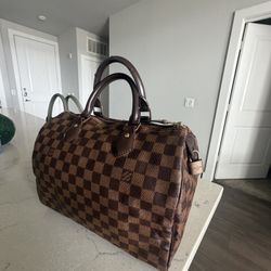 Louis Vuitton Speedy 35