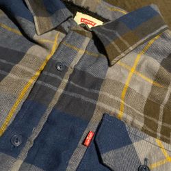 Levi’s button up hoodie