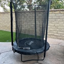 Trampoline 