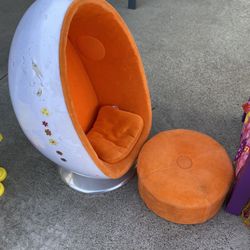 American Girl Doll Julie Egg chair Vanity for Sale in Seal Beach CA OfferUp