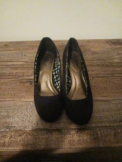 Black Short Wedge 