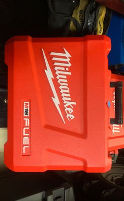 Milwaukee m18 fuel grinder carrying case