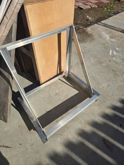 Air conditioner frame