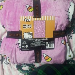 Hello Kitty Twin Size Fleece Plush Throw