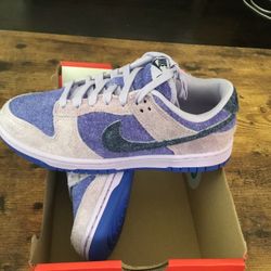 New Women’s Nike Dunk Low size 7