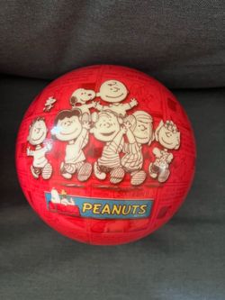 Snoopy Peanuts Gang Bowling Ball