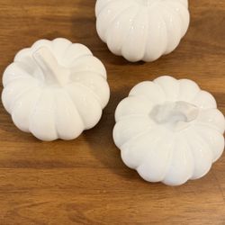 Set of 3 White Ceramic Pumpkins
