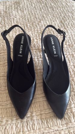 Anne Klein negros 5.5