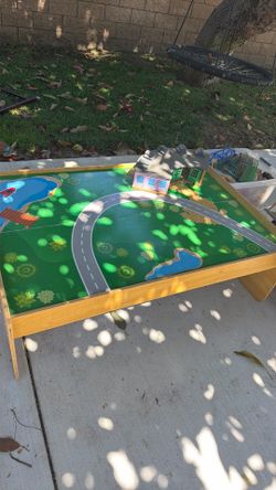 Train Set with playing table