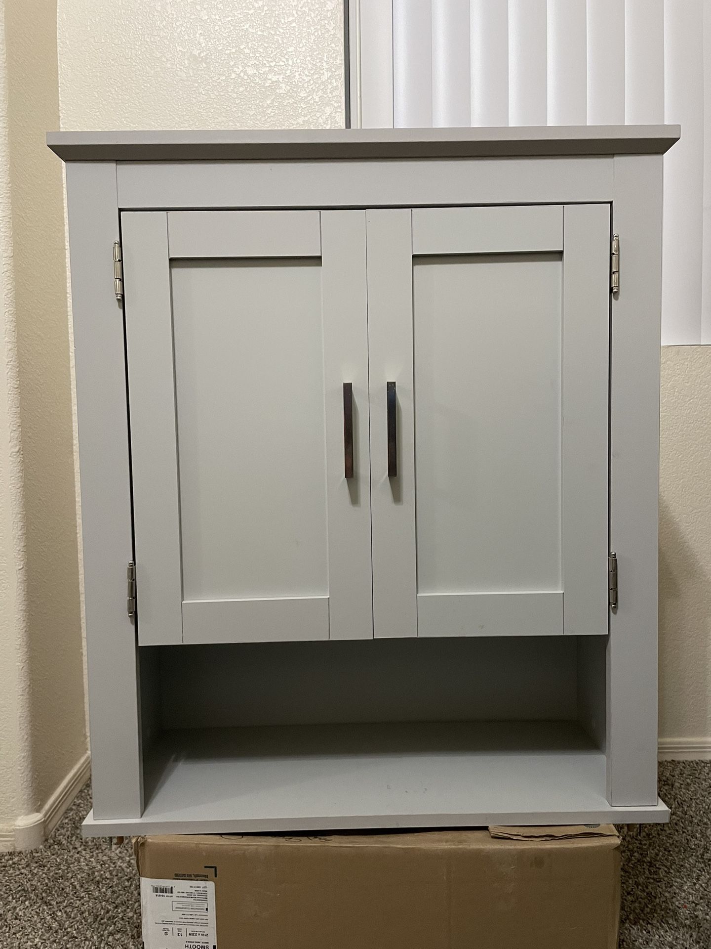 Storage cabinet