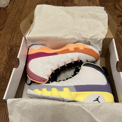 Jordan 9 Retro Change the World (Sz 9.5M /11.5W)