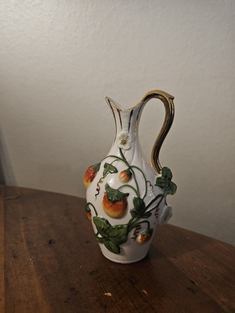 VINTAGE STRAWBERRY VASE MADE IN GERMANY
