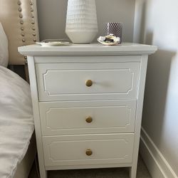 Bed Side Table/ Nightstand 