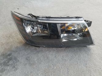 Dodge Journey 2018 headlight passenger side