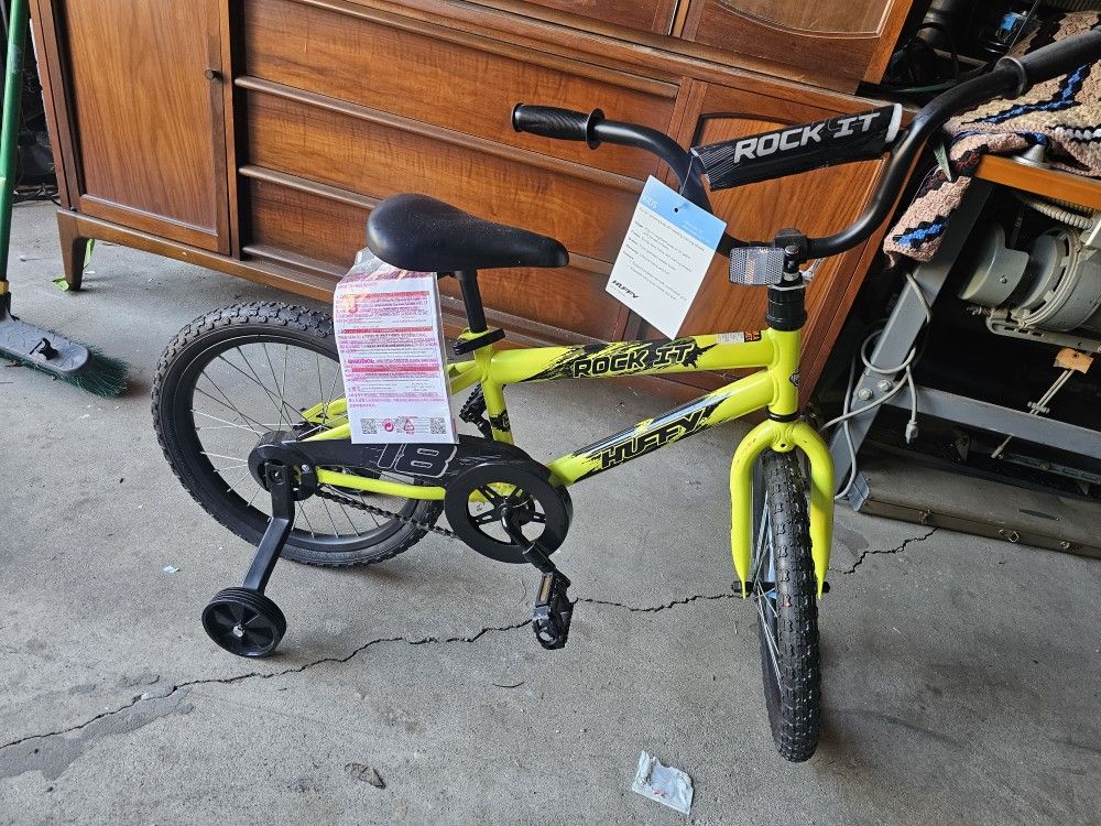 Huffy Rock It 18 Inch Bike
