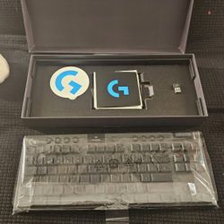 Logitech G915 TKL Wireless Mechanical Gaming Keyboard (GL Tactile, Lightspeed)