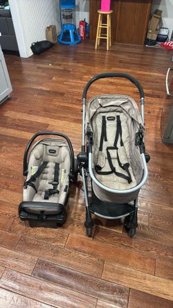 Evenflo (Pivot) Stroller + Car Seat combo