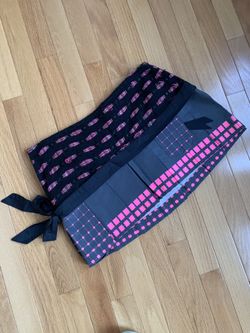 CUSTO BARCELONA skirt , size 6(S/M)