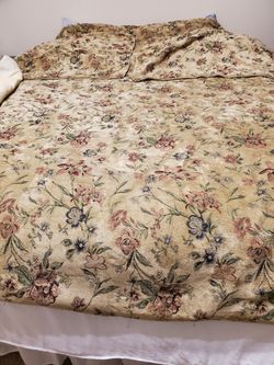 Heavy King Comforter Set, Gold Tone King Bed skirt, 2 King Shams floral